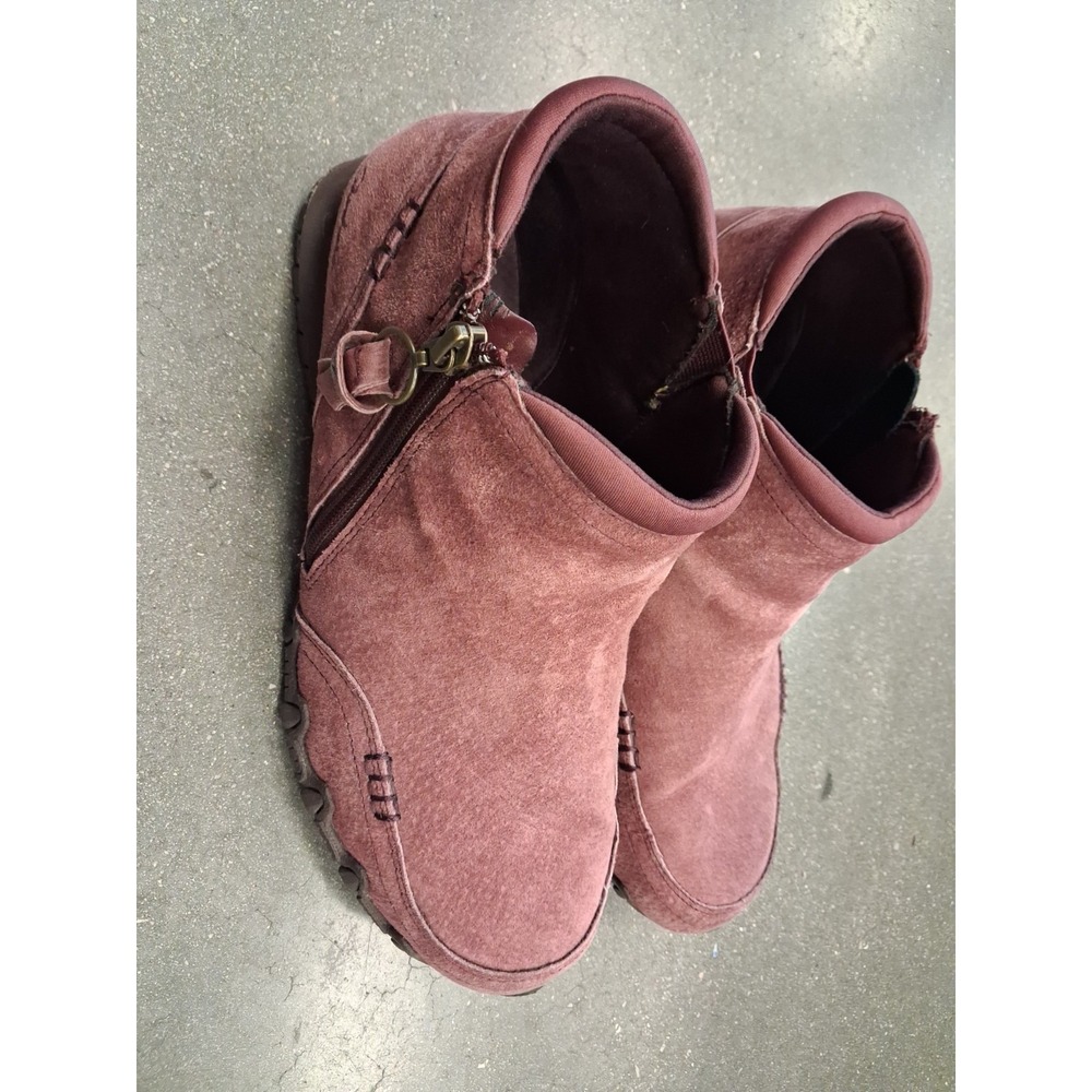 Size 11wide Skechers Bikers Zippiest Women's Suede Boots Brown Suede Relaxed Fit